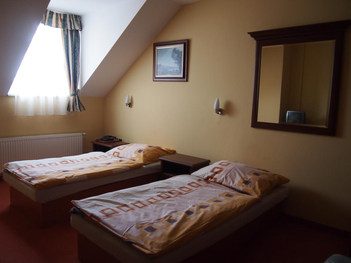 Casino Admiral Velenice - Gmuend Ceske Velenice Kamer foto