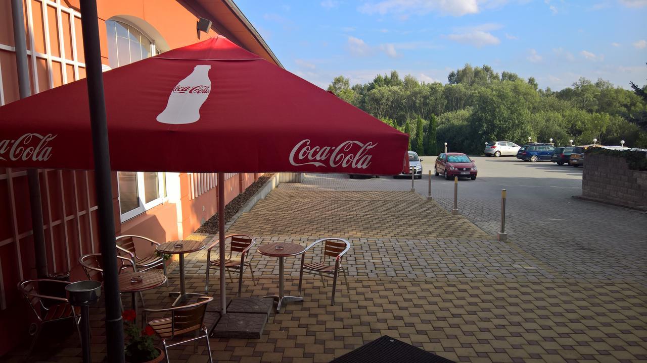 Casino Admiral Velenice - Gmuend Ceske Velenice Buitenkant foto